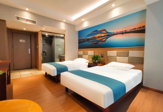 룽윈 호텔 하얼빈 객실 또는 조식장 이미지