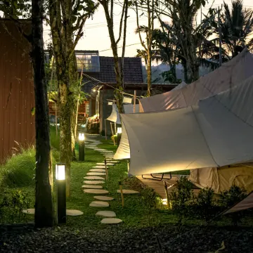 PukuPods - Tent & Cabin Отели рядом с достопримечательностью «Храм Батукару»