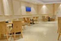 Vienna Hotel (Luchuan High-speed Railway Station) Hotels in Luchuan