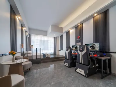Wu Aikes Hotel (Yinchuan Haibao Park) Hotels near Haibaota Monastery