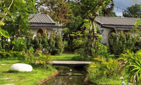 AUN-I-NA Home stay at Nakhon Phanom