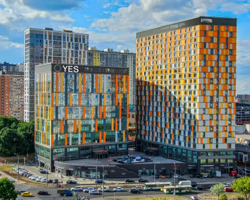 อพาร์ทโฮเทล เยส โรงแรมใกล้สถานีสตรอกิโน