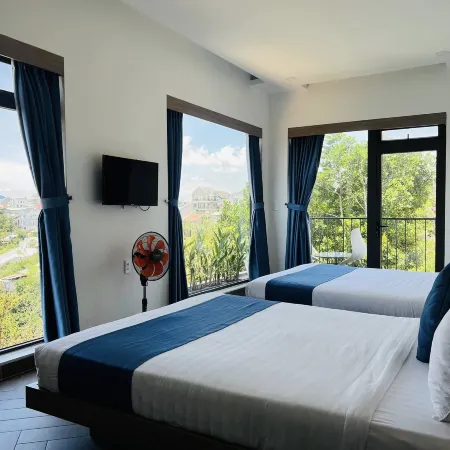 Nang's Villa & Coffee