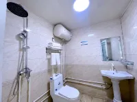 Hexie Preferred Hotel (Puyang Station Puyang Long-Distance Bus Station)