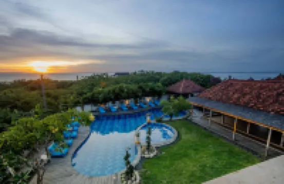 D'gume Villas Lembongan by Bali Cabin Hotels near Devil's Tear