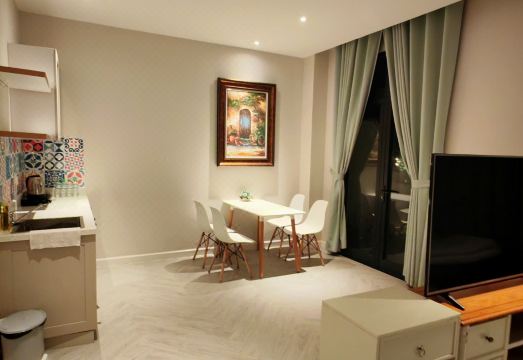 더 복 서비스 아파트먼트 위치