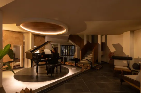 Sanji Liulu Holiday Homestay in Shangri-La City (Dukezong Ancient City Store) - spa