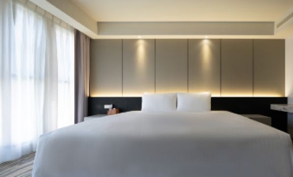 Lunaris Hotel