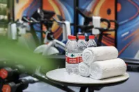 Ease Hotel · Zhi (Yichang Three Gorges Visitor Center Binjiang Wanda) - Gym