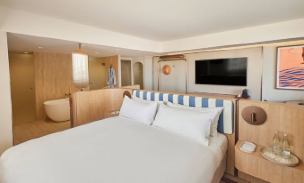 Avani Mooloolaba Beach Hotel