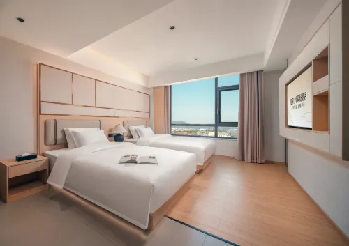 Jianshui Home Inn UP Huayi Collection Hotel (Jianshui High-Speed Railway Station Passenger Station) - พร้อมอาหารเช้า