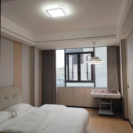 YAYiJu hotel Hotels in Honghu