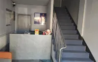 Yijia Hotel