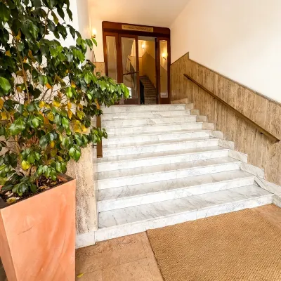 Sea Pearl Luxury Rooms Hotel in zona Passeggiata Costantino Morin
