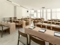 Orient Luxury Hotel-KenTing Hotels near South Beach