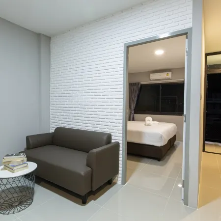 Fine Bed Hotel
