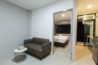 Fine Bed Hotel
