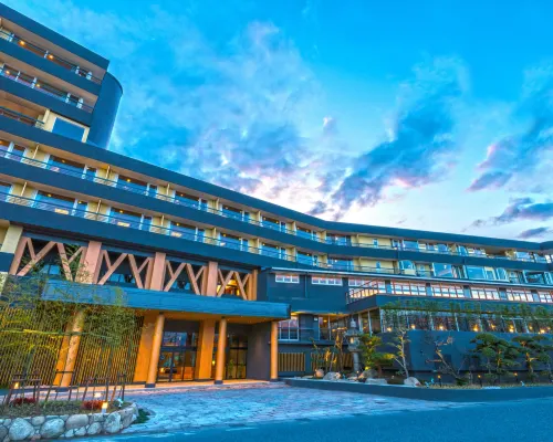 Ooedo Onsen Monogatari Premium Shirahama Gyoen（Old:Yukai Resort Premium Shirahama Gyoen） Hotels near Heisogen Park