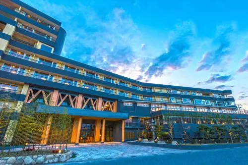 Ooedo Onsen Monogatari Premium Shirahama Gyoen（Old:Yukai Resort Premium Shirahama Gyoen）