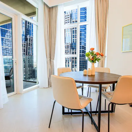 1BR Apt Residence Along Business Bay Canal