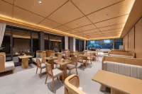 Mushang Light Luxury Hotel (Wuyue Plaza Zhaotong Ancient City) - Parkering