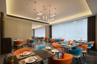 Mehood Theater Hotel (Guangzhou Xintang High-speed Railway Station Branch) - Rooftop Pools