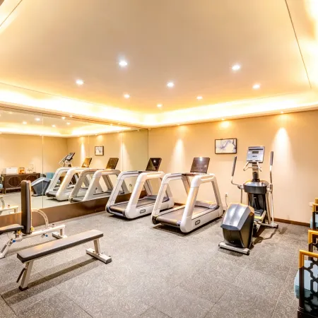 Baibo Hotel (Harbin Central Street Branch)