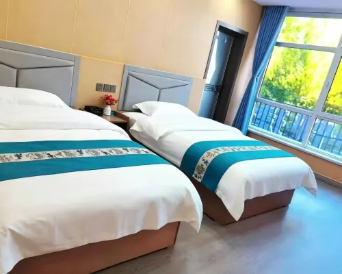 Ouman Express Hotel (Xining18013826771 Caojiabao Airport) Hotels in Haidong