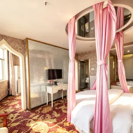 Home Inn Huaxuan Hotel (Macheng North Ring Road Branch)
