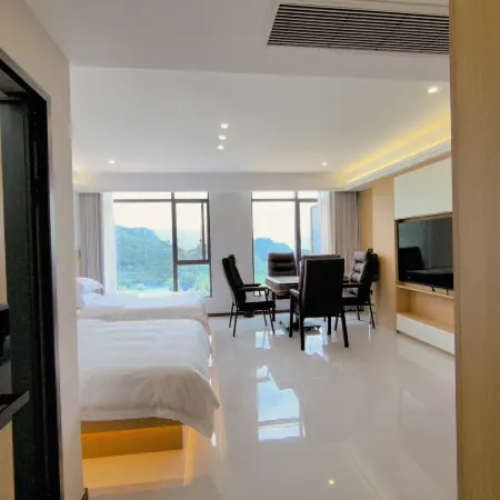Wumeng Grand Hotel (Wumeng Grass Plain)