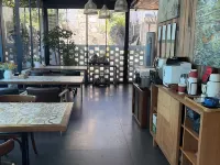 Pujing Yuanju (Hangzhou Xihu Longjing) 룽징 차밭 주변 호텔
