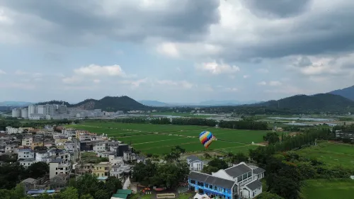 Seaside Countryside Starry Sky Camp B&B (Zhuhai Doumen Royal Hot Spring Branch) - Hot Springs