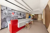 Shankee Chain Hotel (Suining Central Hospital Central Business District Pedestrian Street) - Pet friendly