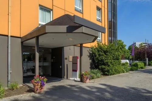 Sunday Hotel Berlin City West - piscine