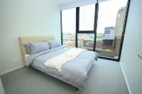 Victoria Tower Adelaide Apartment - New