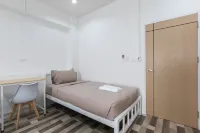 The Dorm - Hot Tub