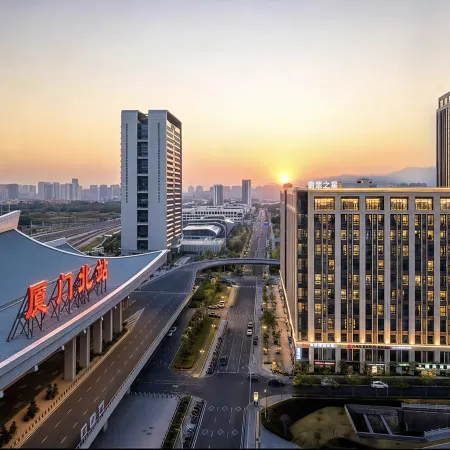 Xiamen Emerald Star (Xiamen North Railway Station North Square)