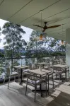 Velto Serene Hotel - parking