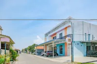 Sans Stay Syariah Alesa Home Tegal - Bintang 3
