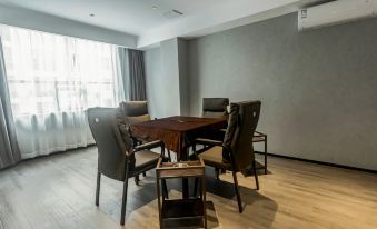 Huasheng Yiju Hotel (Jinhua Road Branch)