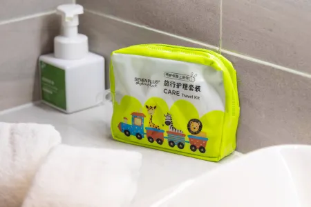 Rezen Xiyue Hotel (Yangzhou Grand Canal Museum Wanda Plaza) Отели рядом с достопримечательностью «The Shi Kefa Museum»