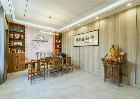 xianglu Hotel (Qingdao Jiaodong International Airport) Отели в г. Цзяочжоу