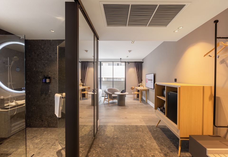 호텔 수영장 전경