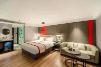Open Hey E-sports Hotel