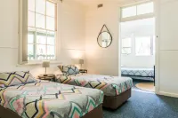 The Retreat Port Stephens Отели в г. Уан Майл