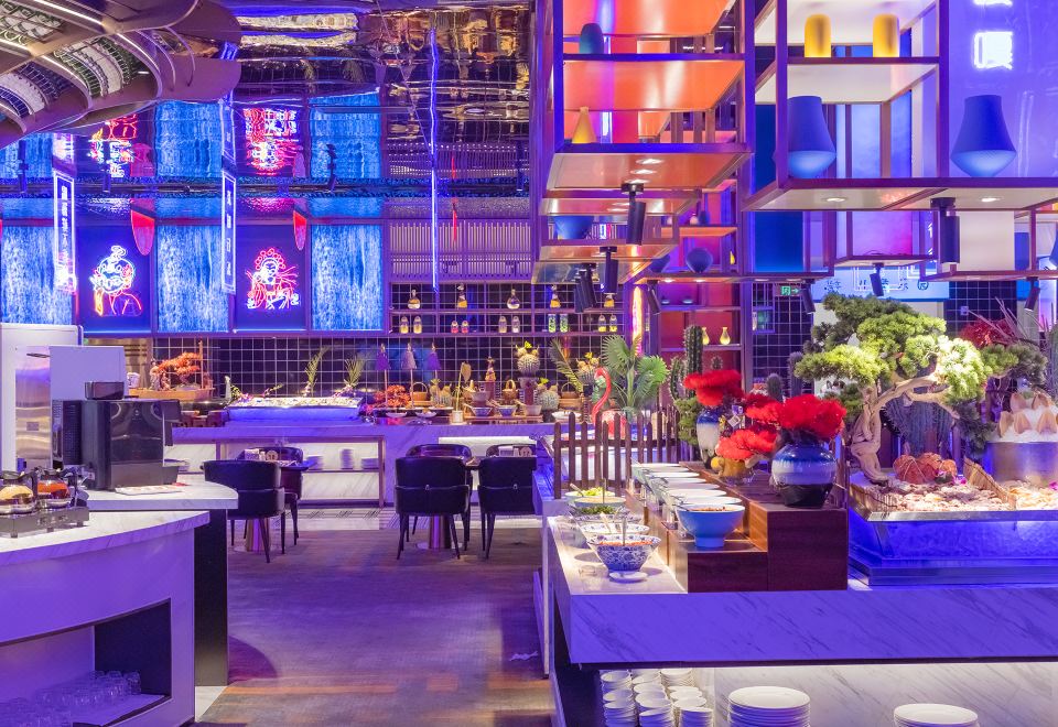 셀레브리티 루이쳉 호텔 로비 이미지