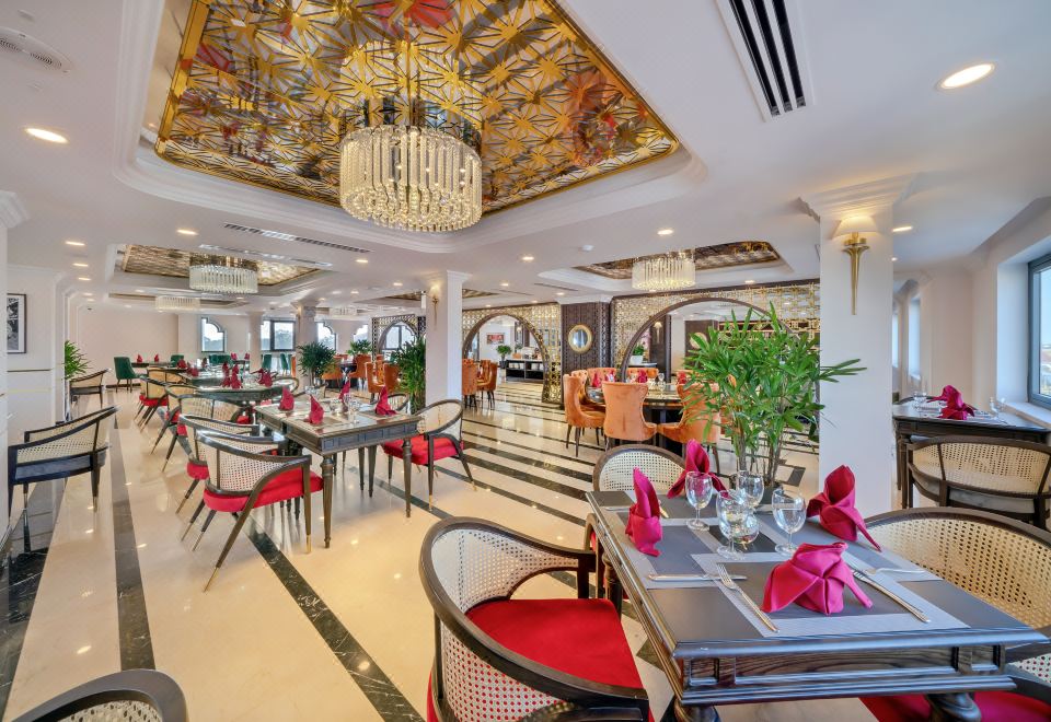 3. 르 파빌리온 호..