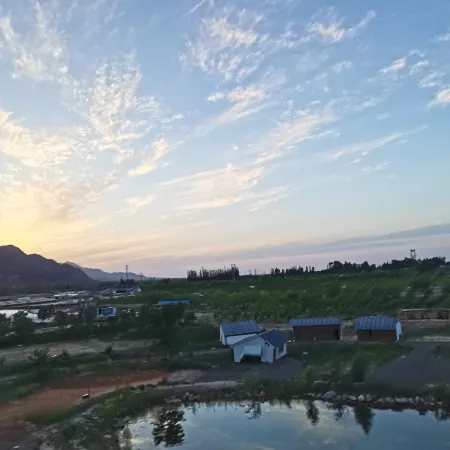 Zhangye Linze Danxia Bay Countryside Hotel
