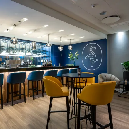 voco DUSSELDORF SEESTERN by IHG Отели рядом с достопримечательностью «Лёрик»