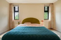 Qinran Parent-child Garden·Jianshan Hot Spring Resort Villa